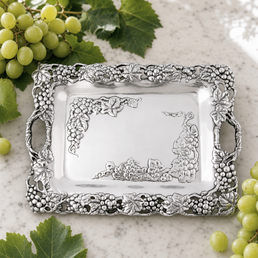Grape Clutch Tray