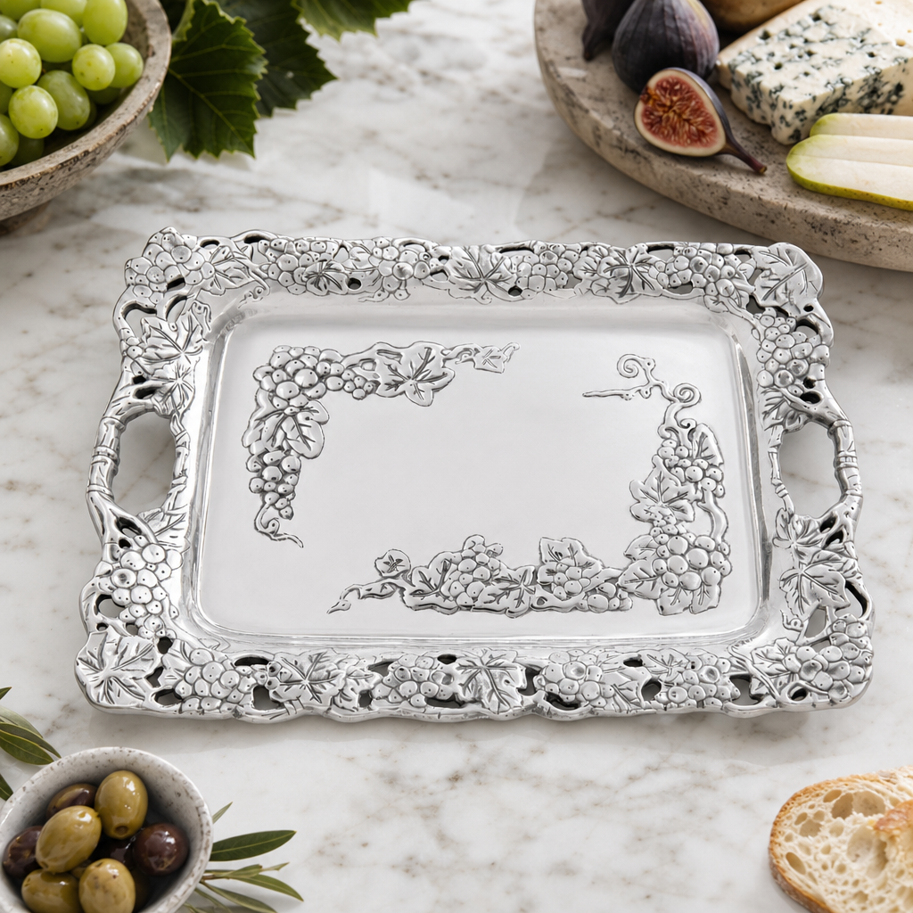 Grape Clutch Tray