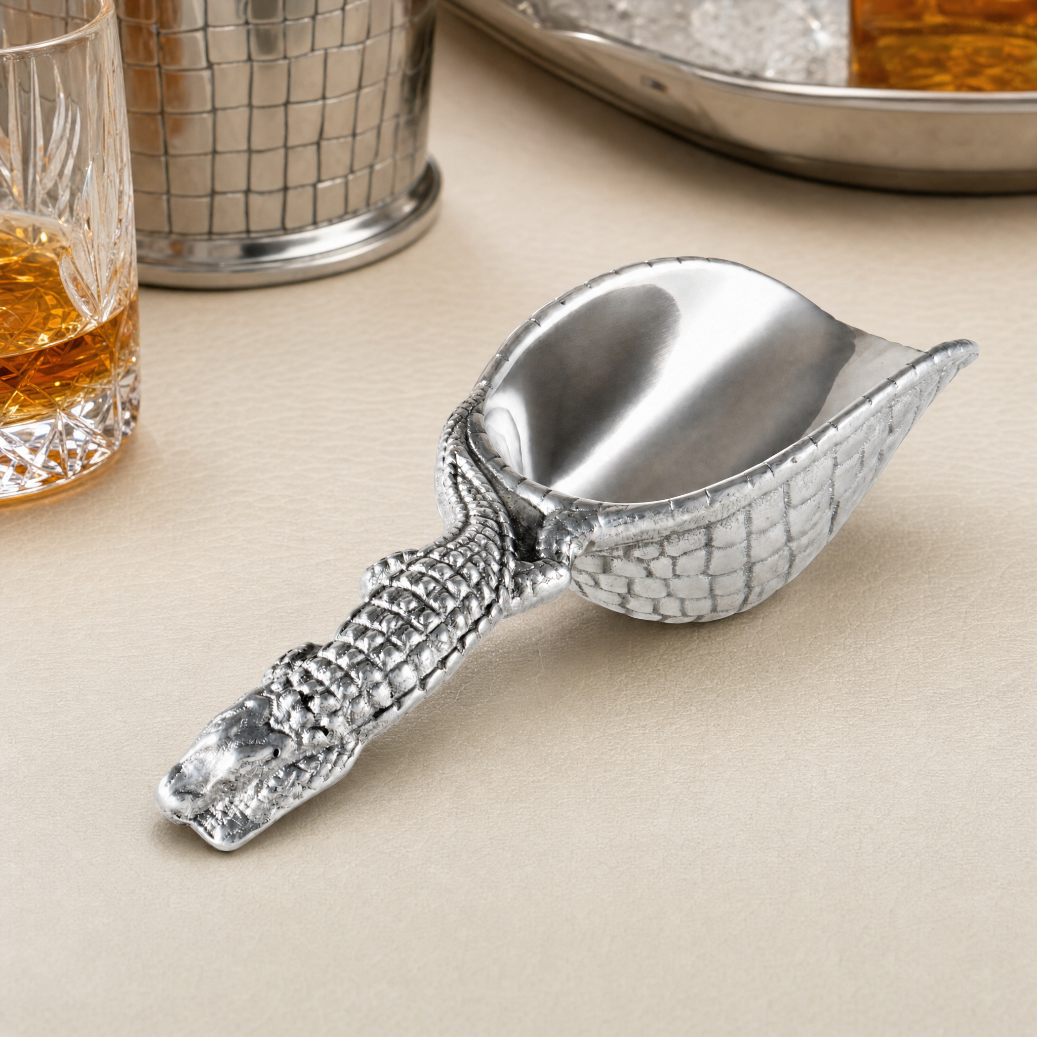 Alligator Ice Scoop