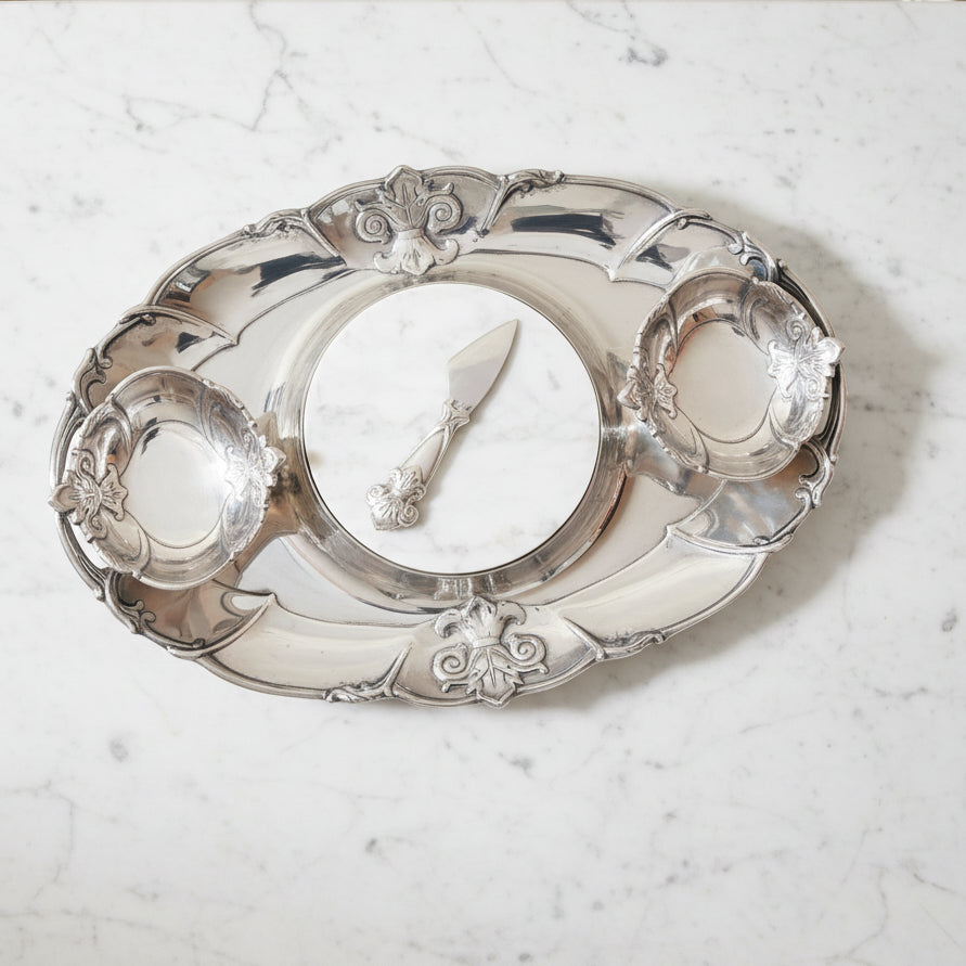 Fleur-De-Lis Tray Entertainment