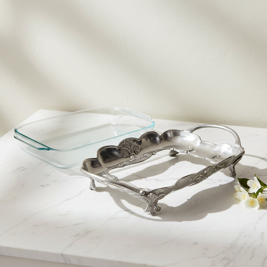 Fleur-De-Lis Pyrex Holder 3qt