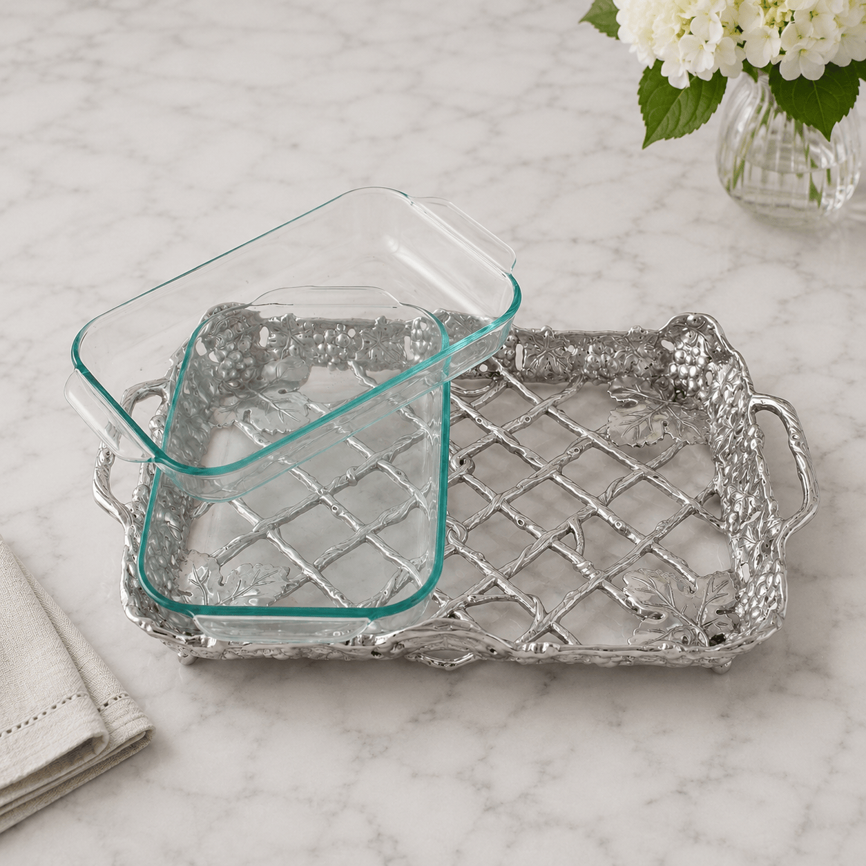 Grape Pyrex Holder 2qt