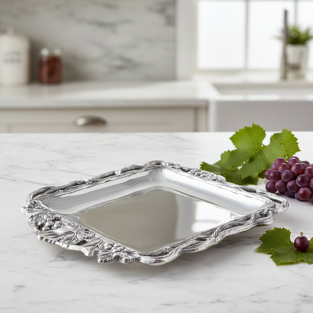Grape Open Vine Square Tray 12