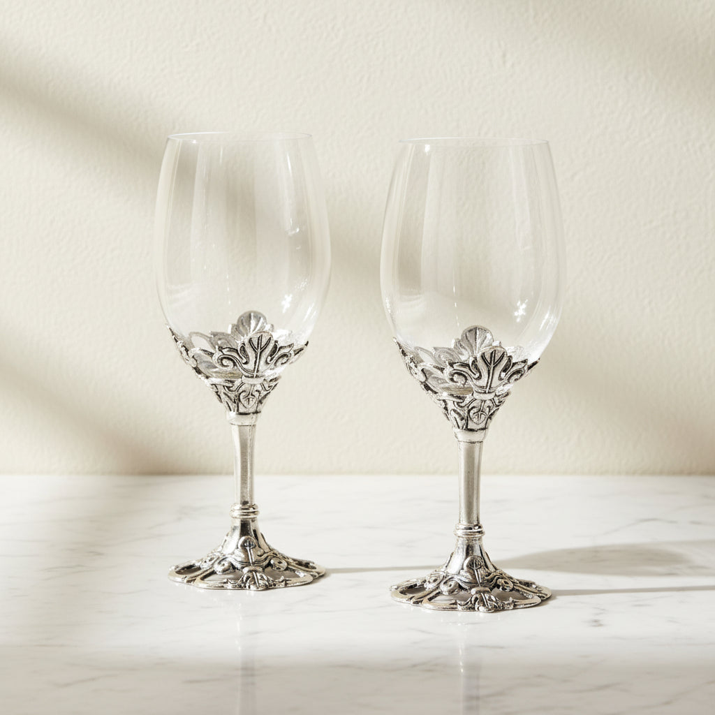 Fleur-De-Lis Wine Glasses