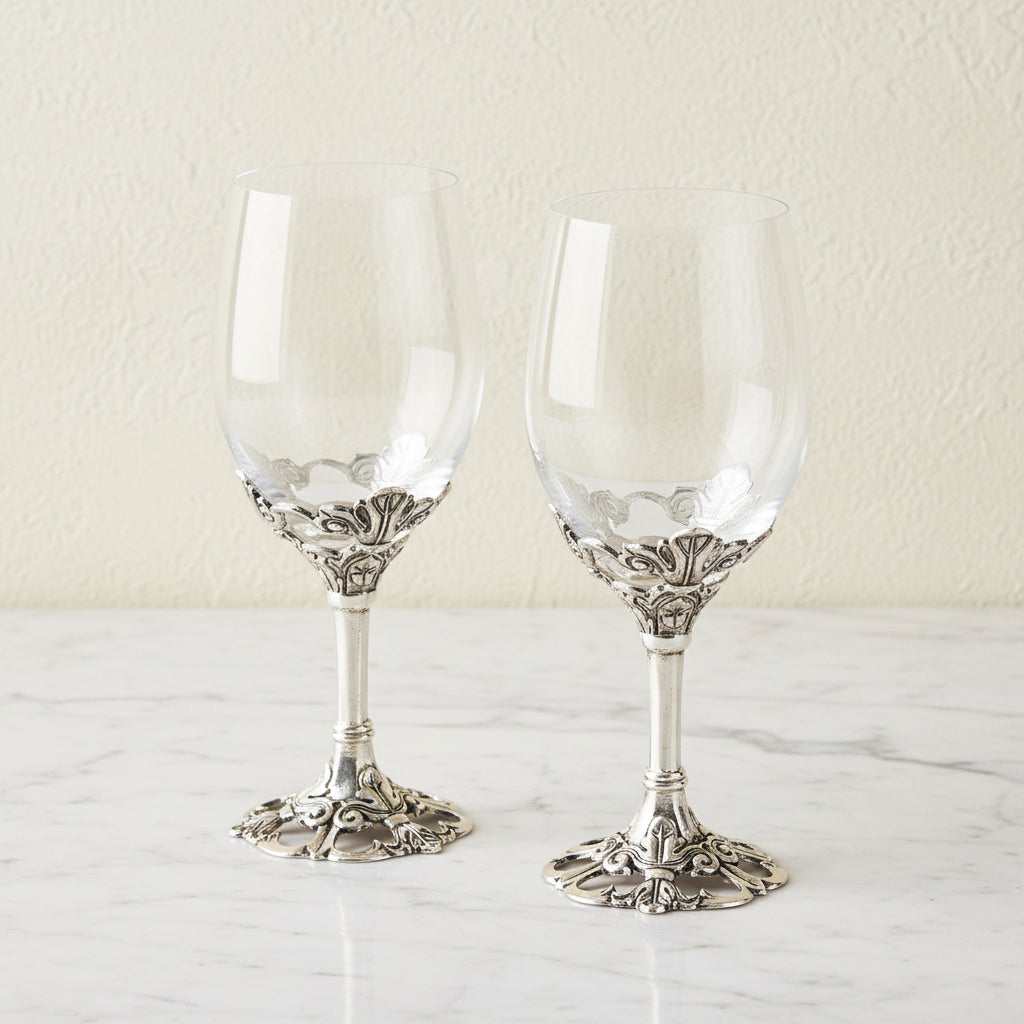 Fleur-De-Lis Wine Glasses