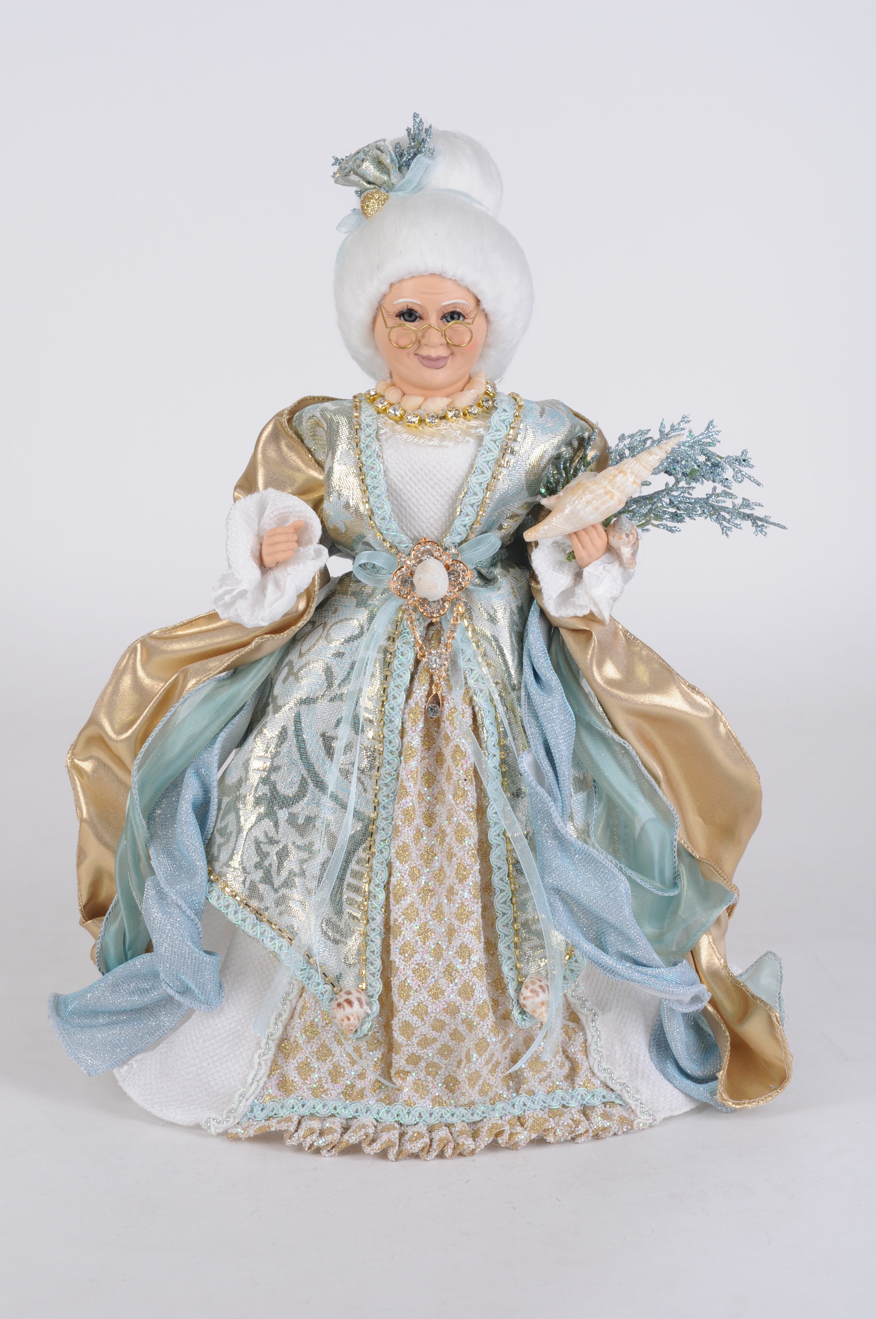 CC16-243 Coastal Mrs. Claus