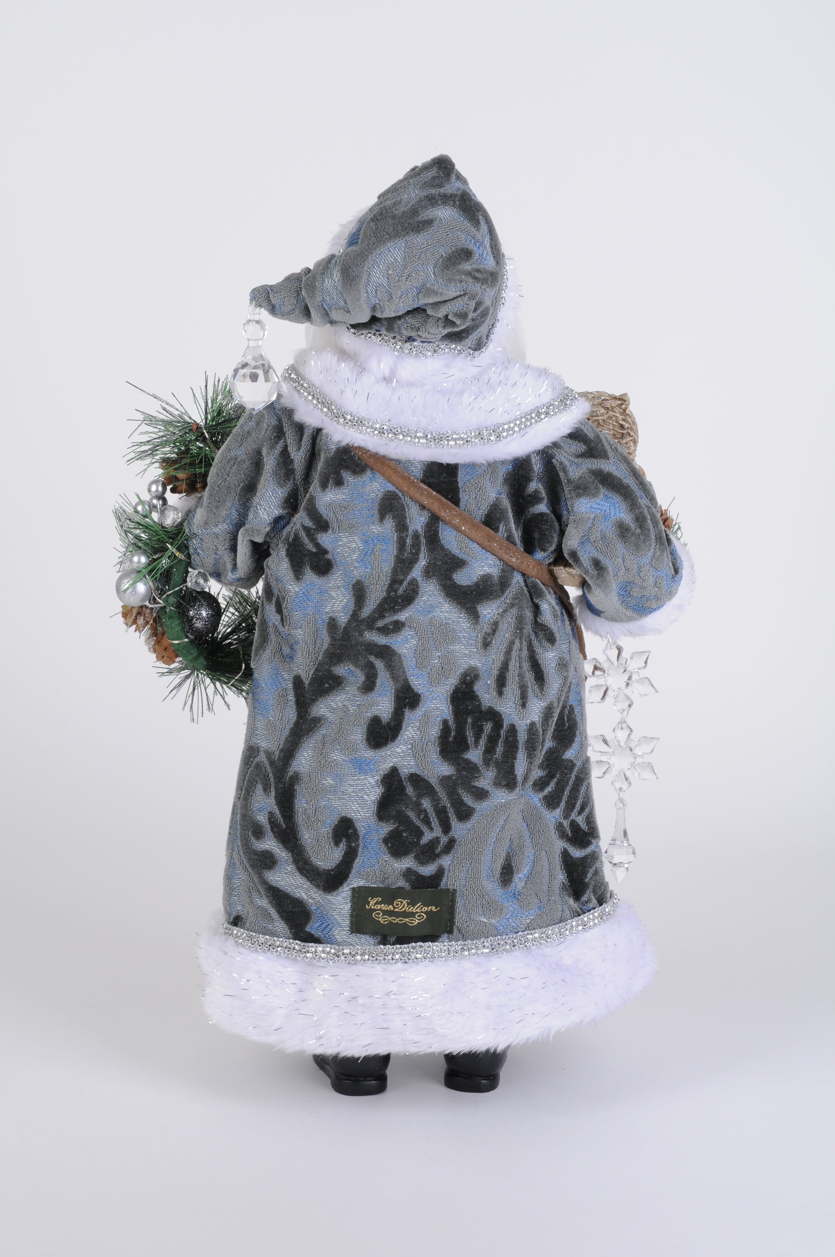 CC18-80 Lighted Snowy Serenity Santa
