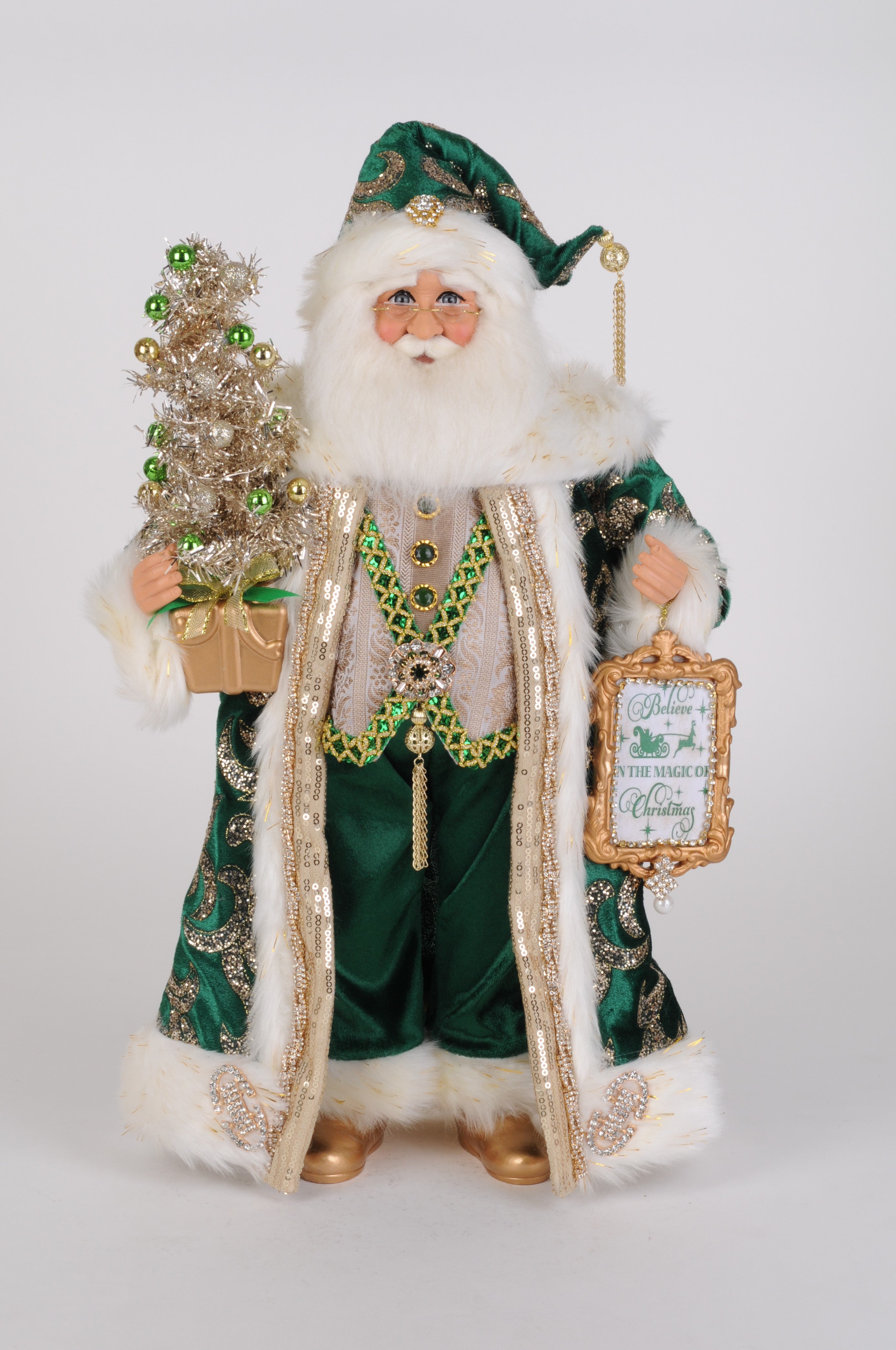 CC18-82 Jade Elegance Santa