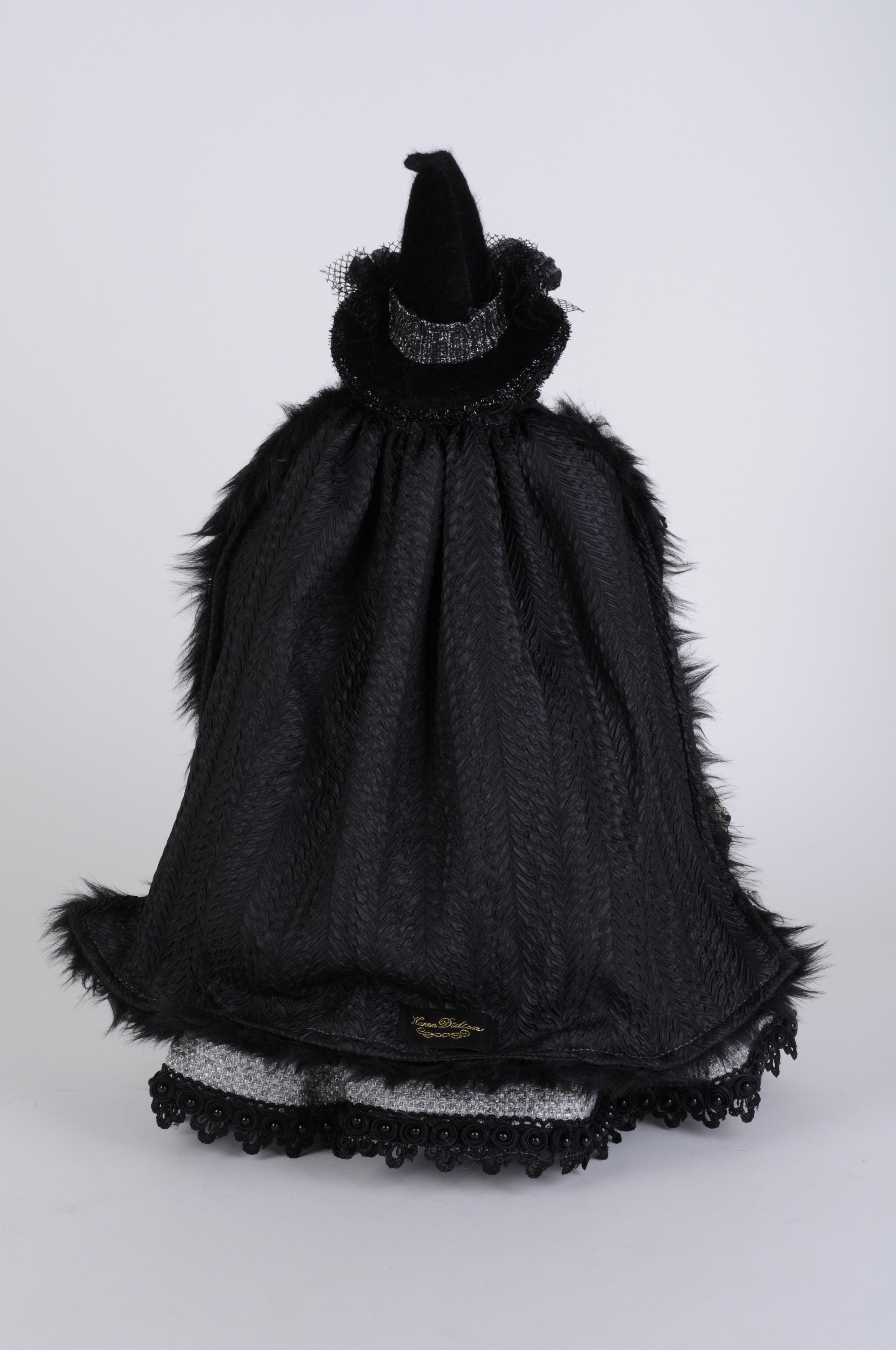 HA18-30 Greta Witch