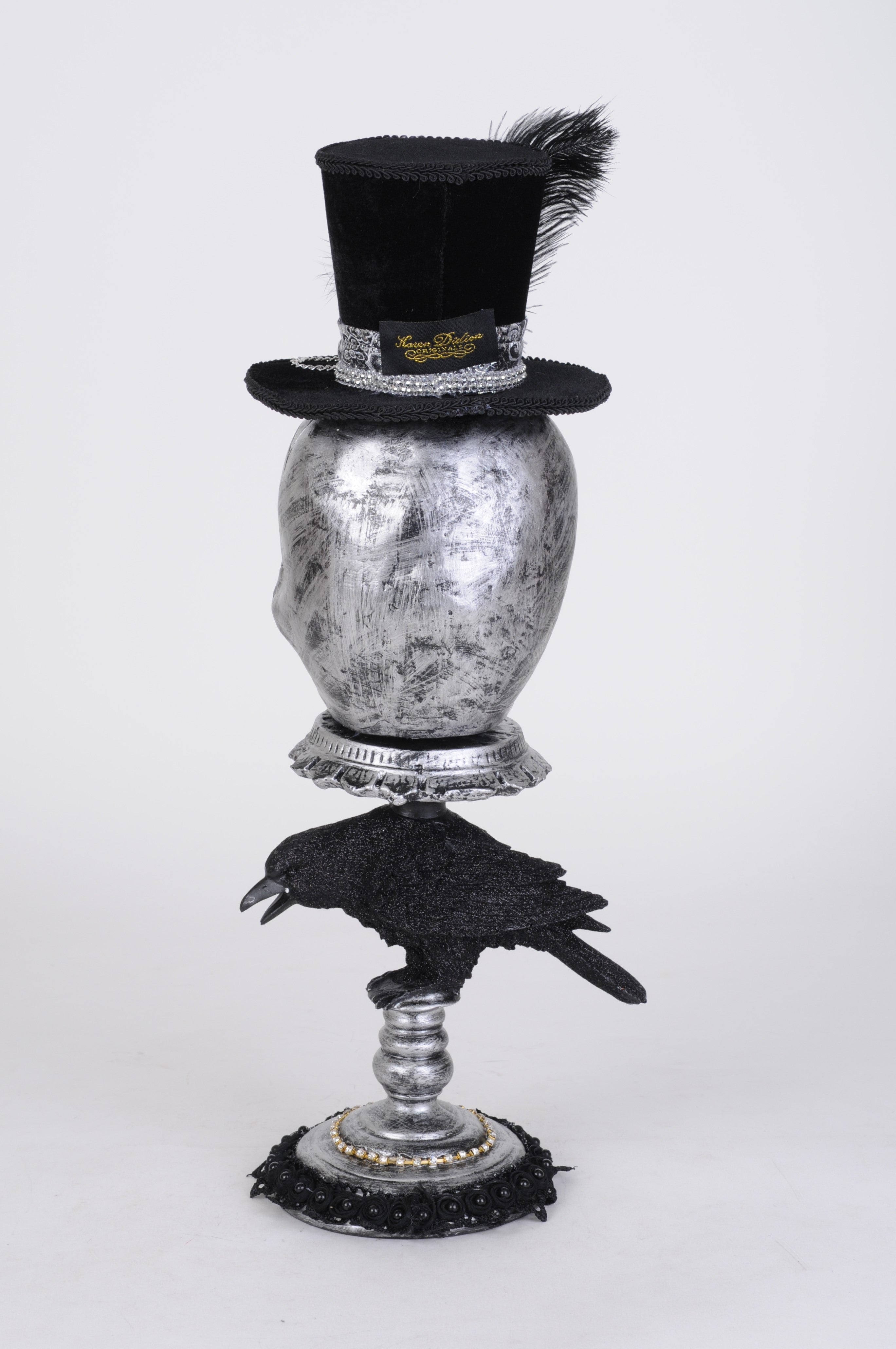 HA20-04 Silver Skull Pedestal