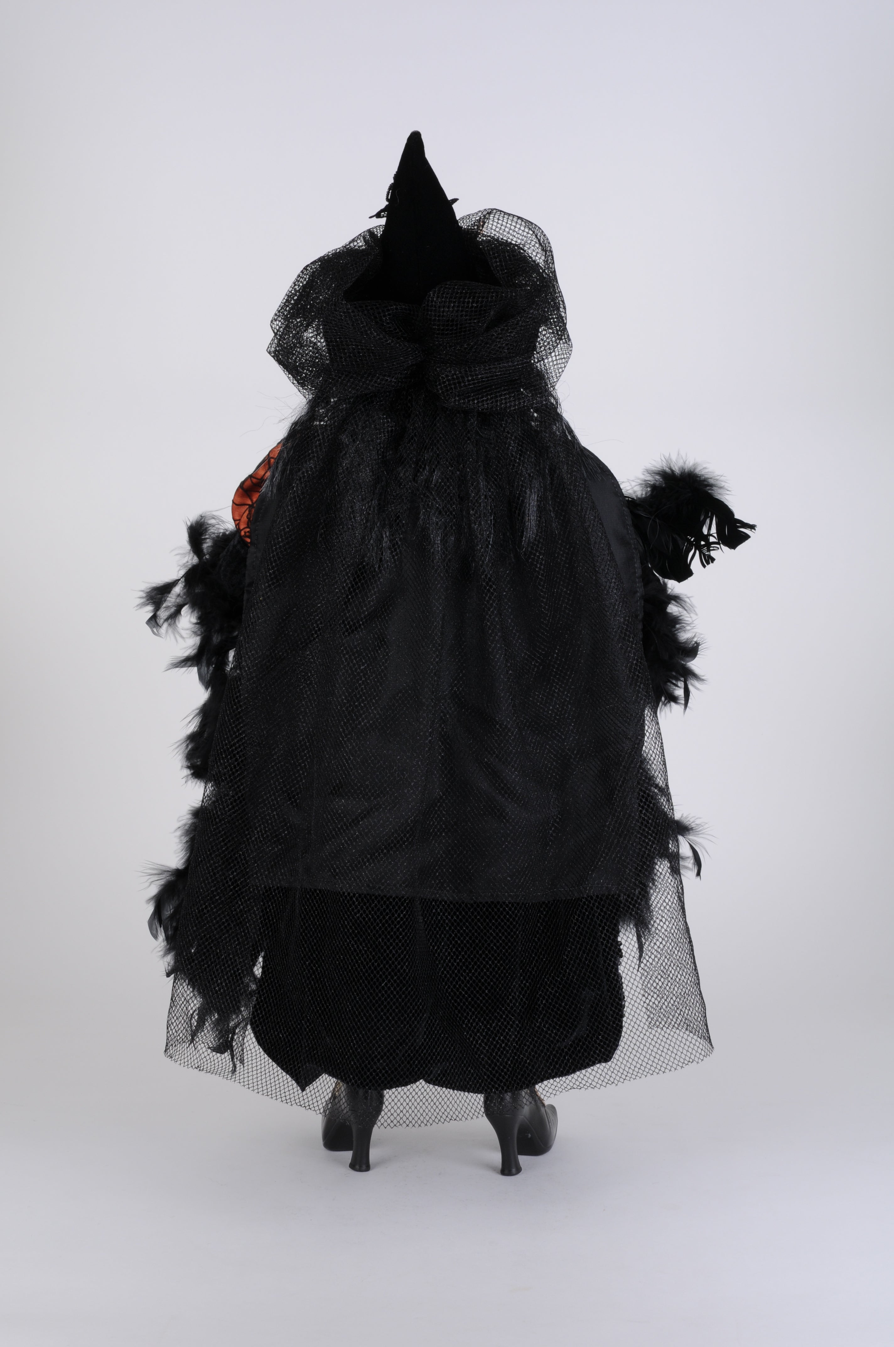 HA26-21 Orange Standing Witch