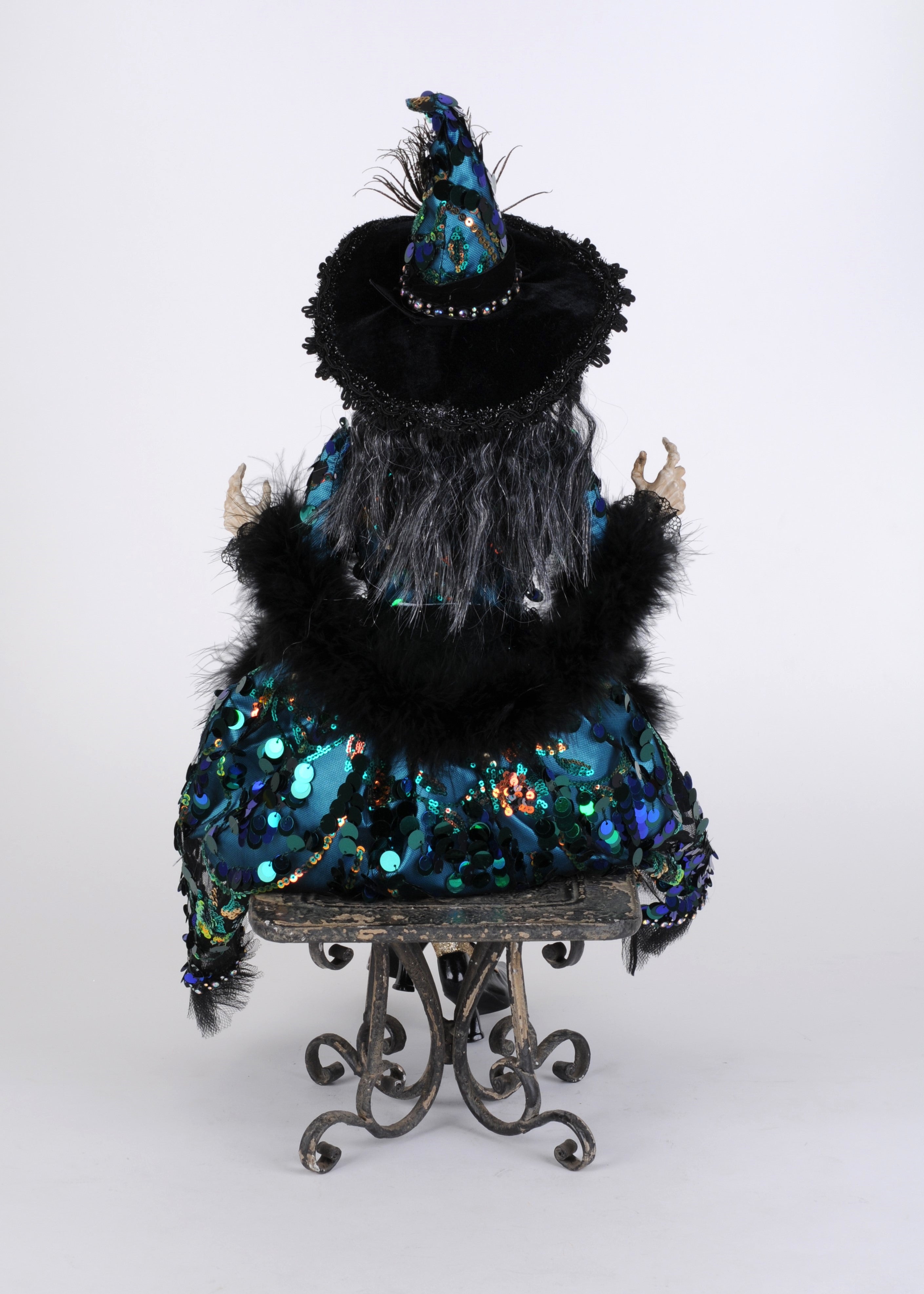 HA26-26 Glitzy Pecock Witch