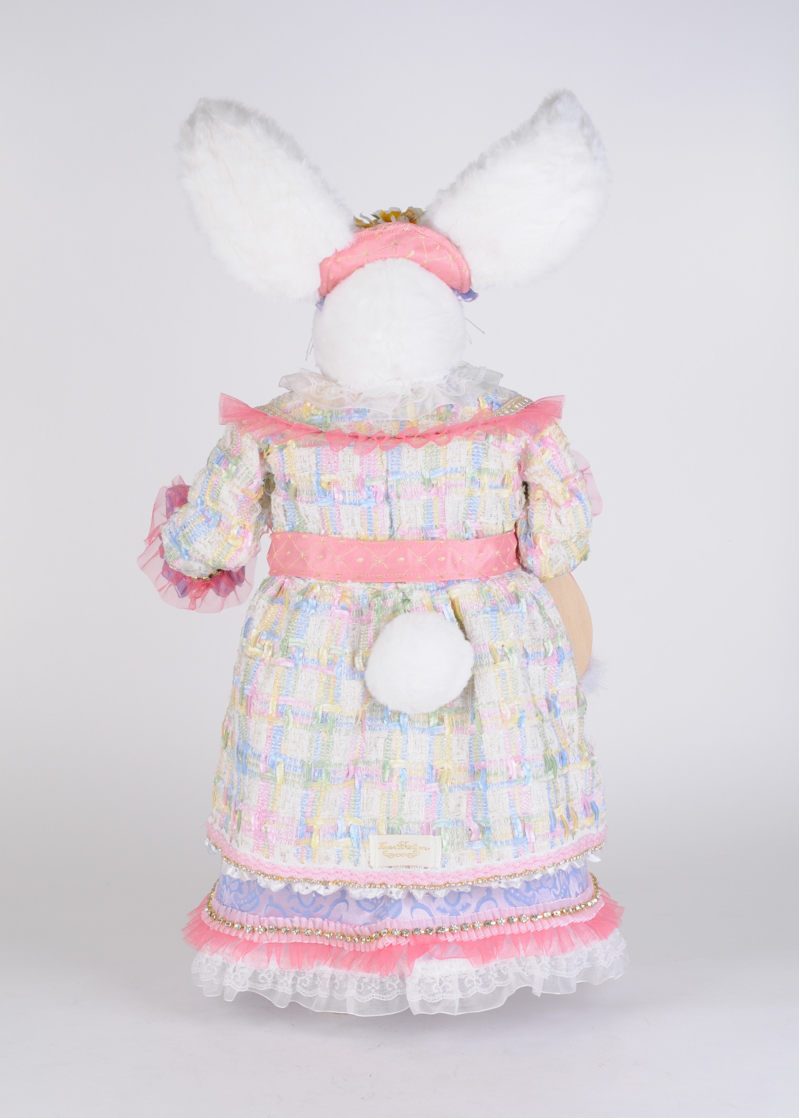 SP069 Lighted Willow Bunny